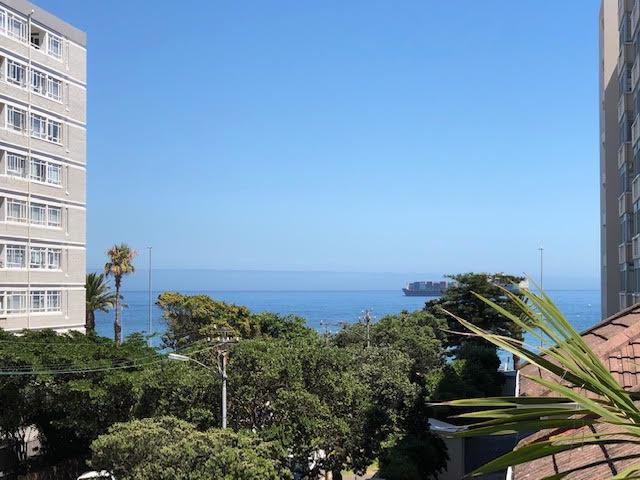 3 Bedroom Property for Sale in Sea Point Western Cape